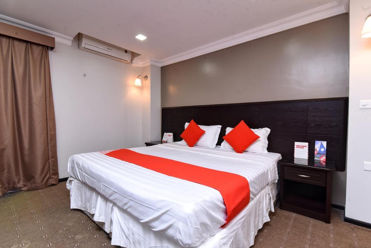 Oyo 411 Moon Hotel Dammam Exterior photo